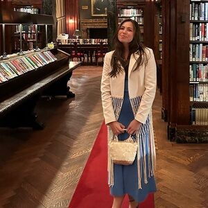 Meet your Posher, Sydney